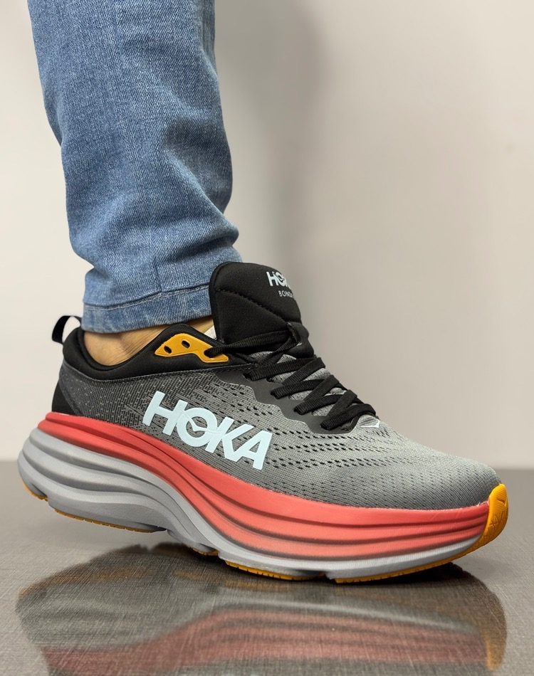 کتونی رانینگ مردانه هوکا مدل Hoka One One Bondi 8