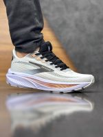 کفش رانینگ Brooks Ghost 17 برند بروکس مدل Ghost 17