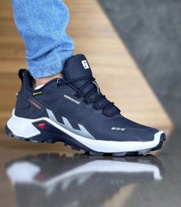 فرق کفش کتونی با اسپرت چیست؟