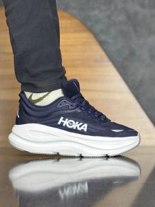 آیا کفش چرم برای پیاده روی مناسب است؟